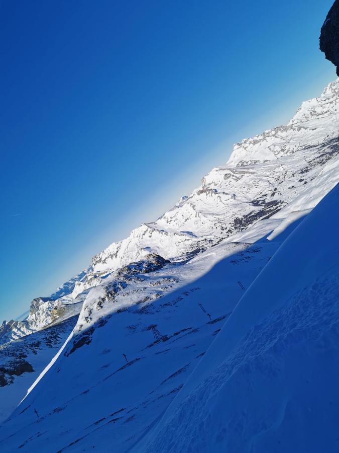 Joli Terrasse Face Aux Pistes SuperDevoluy